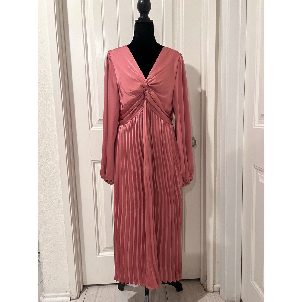 Petal & Pup Women's Noelle Twist Front Pleated Midi Dress Cocktail Size L Blush - Picture 10 of 16